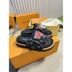 Louis Vuitton Slippers